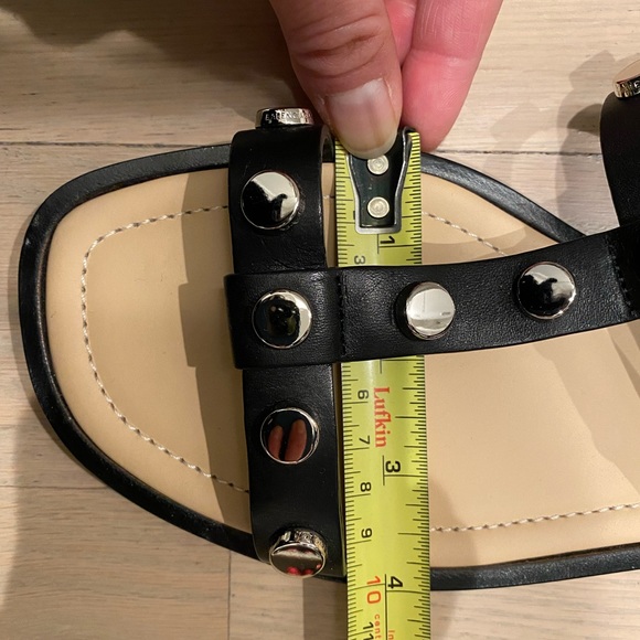 NEW Balenciaga leather sandals - Picture 9 of 11